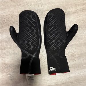 Patagonia Surf 🏄‍♂️ Gloves Sz Small